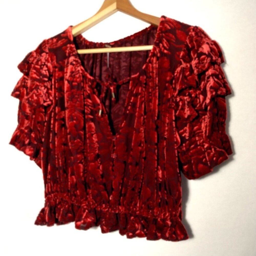 Free People Velveteen Dream Shirt S Red Floral Velour Crop Peasant Ruffle V Neck - Picture 2 of 16